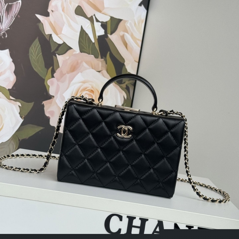 Ch*el box bags